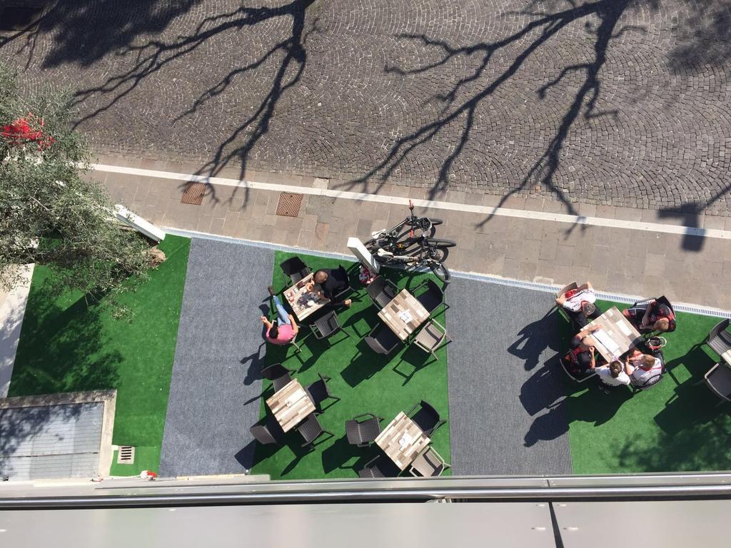 Hotel Rubino Nago-Torbole ภายนอก รูปภาพ