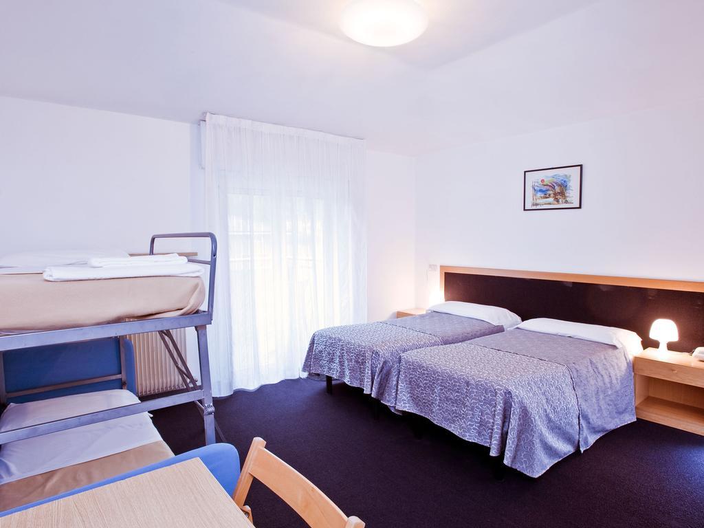 Hotel Rubino Nago-Torbole ห้อง รูปภาพ